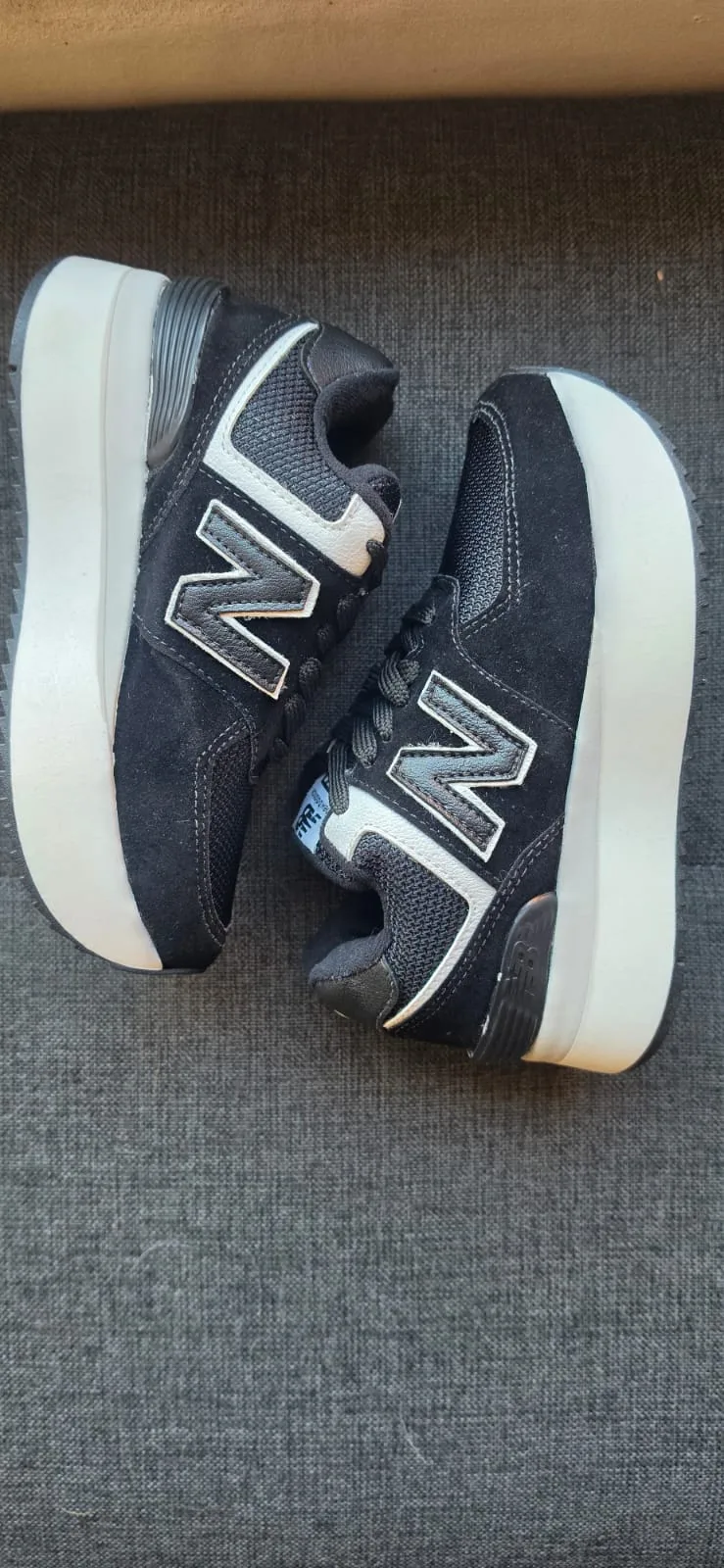 New balance 574 - Media 1
