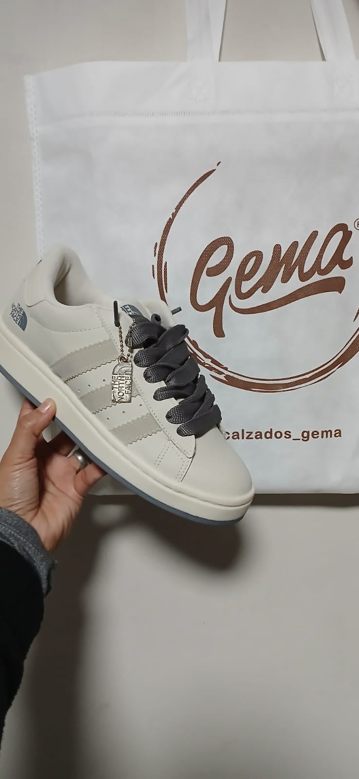 Adidas the north face - Media 1